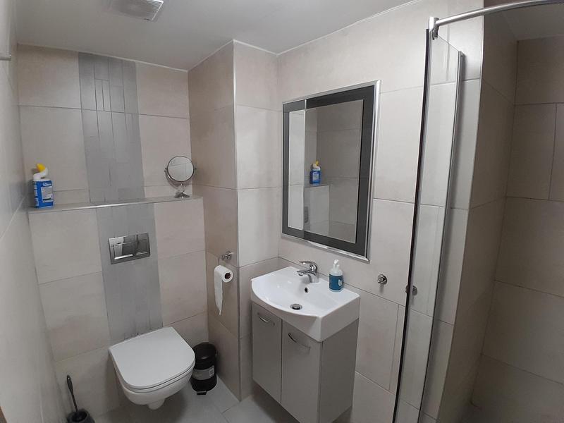 To Let 2 Bedroom Property for Rent in Sea Point Western Cape